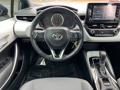 Used 2022 Toyota Corolla SE image 12