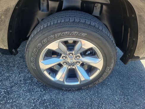Used 2022 RAM 1500 Limited RWD image 9
