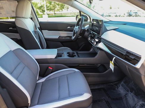 New 2026 Honda Prologue EX image 19