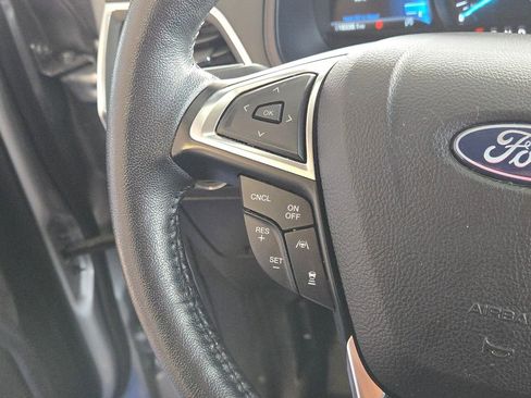 Used 2022 Ford Edge Titanium w/ Equipment Group 301A image 18