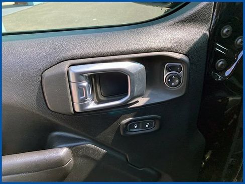 Used 2021 Jeep Gladiator Sport AWD/4WD image 12