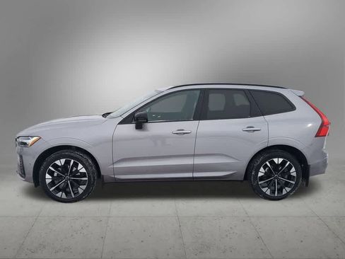 Used 2026 Volvo XC60 B5 Plus w/ Protection Package Premier image 3