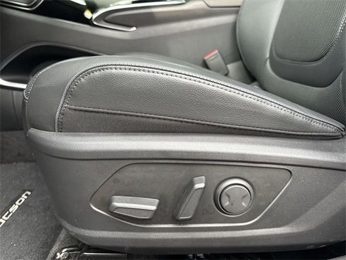 Used 2024 Hyundai Tucson Limited image 14