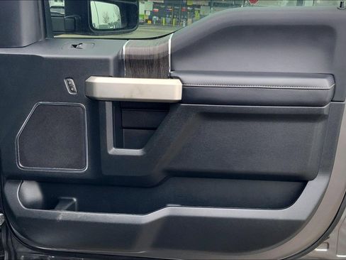 Used 2021 Ford F250 Lariat w/ Lariat Value Package image 25