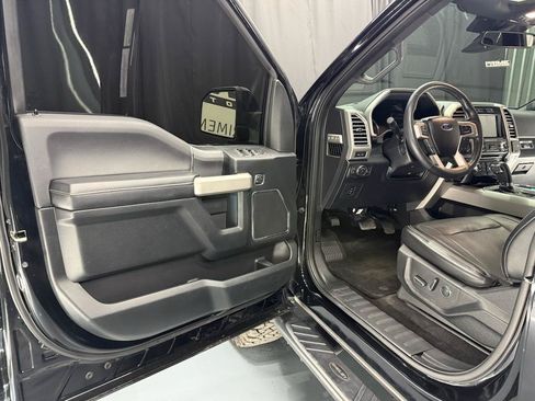 Used 2016 Ford F150 Lariat w/ Equipment Group 502A Luxury AWD/4WD image 16