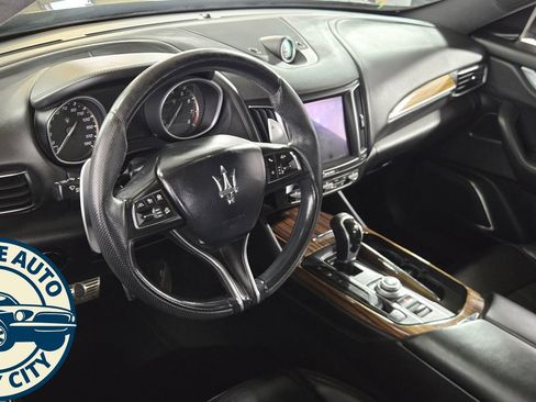 Used 2018 Maserati Levante S GranSport AWD/4WD image 11