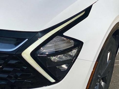 Used 2023 Kia Sportage SX FWD image 5