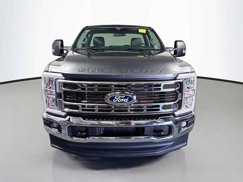 New 2027 Ford F250 XLT w/ FX4 Off-Road Package AWD/4WD image 2