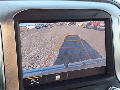 Certified 2019 GMC Sierra 1500 SLE w/ SLE Value Package image 6