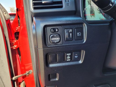 Used 2022 Toyota 4Runner SR5 Premium image 27