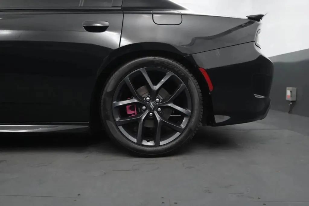 Used 2021 Dodge Charger R/T w/ Blacktop Package RWD image 14
