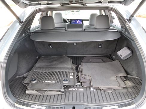 Used 2023 Lexus RX 350 AWD w/ Accessory Package image 38