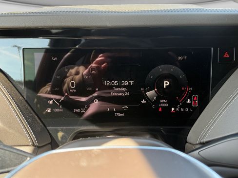 New 2026 GMC Yukon XL Elevation w/ LPO, Floor Liner Package image 14