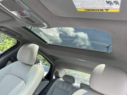 Certified 2023 Hyundai Ioniq 6 Limited RWD image 32
