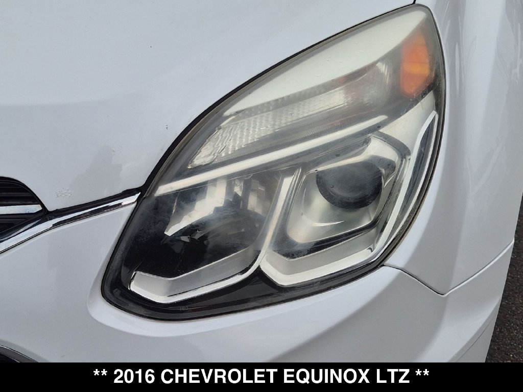 Used 2016 Chevrolet Equinox LTZ w/ Enhanced Convenience Package AWD/4WD image 16