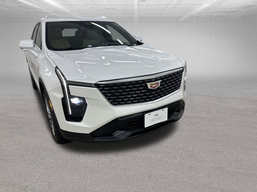 Certified 2024 Cadillac XT4 Premium Luxury AWD/4WD image 2