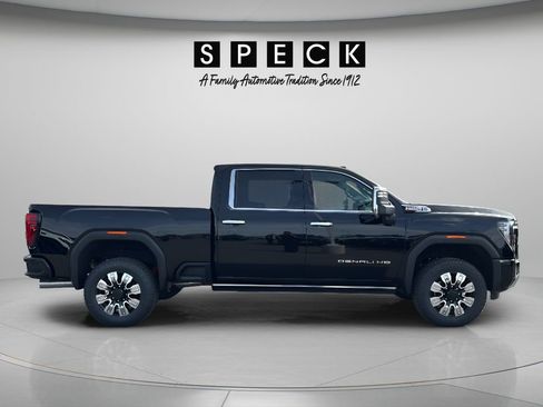 New 2026 GMC Sierra 2500 Denali w/ Denali Reserve Package AWD/4WD image 6