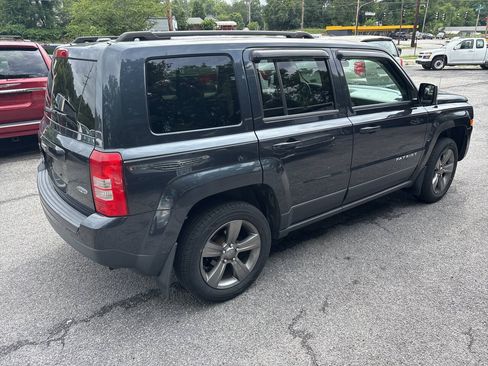 Used 2015 Jeep Patriot High Altitude AWD/4WD image 11