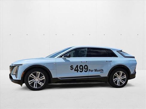 New 2024 Cadillac Lyriq Tech RWD image 5