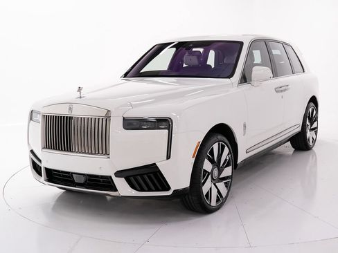 New 2026 Rolls-Royce Cullinan AWD/4WD image 1