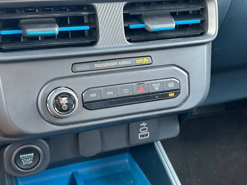 Used 2026 Ford Maverick XLT AWD/4WD image 25