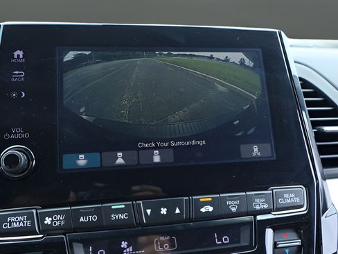 Used 2018 Honda Odyssey EX image 25