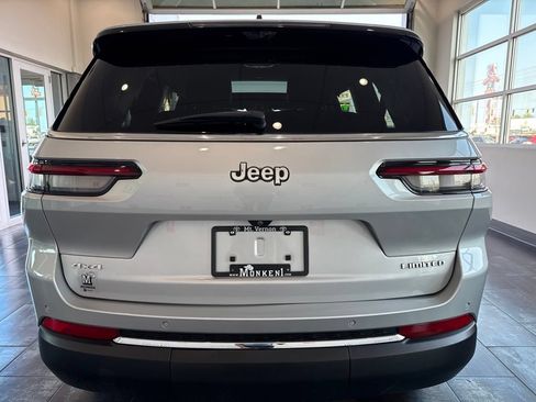 Used 2025 Jeep Grand Cherokee L Limited w/ Luxury Tech Group II AWD/4WD image 7