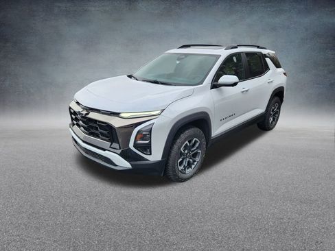 New 2026 Chevrolet Equinox ACTIV image 2