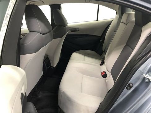 Used 2022 Toyota Corolla LE image 25