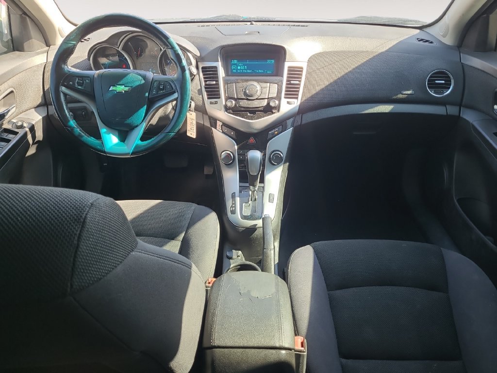 Used 2012 Chevrolet Cruze LT FWD image 10