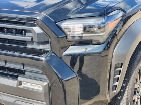 Used 2025 Toyota 4Runner SR5 image 8