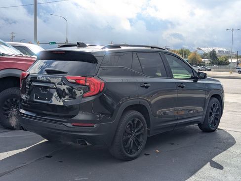 Used 2020 GMC Terrain SLT w/ Preferred Package image 4