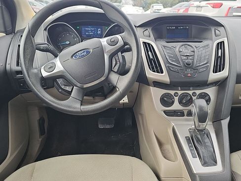 Used 2013 Ford Focus SE image 8