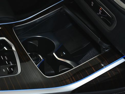 Used 2026 BMW X7 xDrive40i image 82