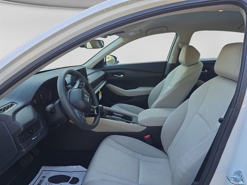 New 2026 Honda Accord LX image 10