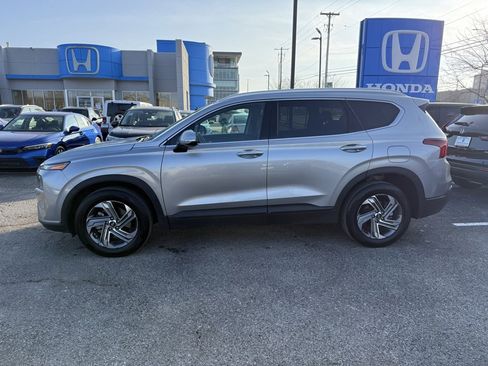 Used 2023 Hyundai Santa Fe SEL image 2