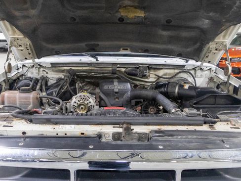 Used 1997 Ford F350 2WD Regular Cab image 16