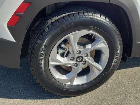 Certified 2024 Hyundai Tucson SE FWD image 24