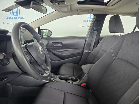 Used 2024 Toyota Corolla LE FWD image 9