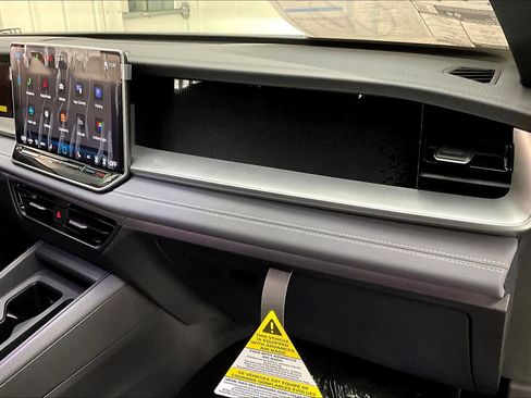 New 2026 Volkswagen Tiguan SE R-Line image 28