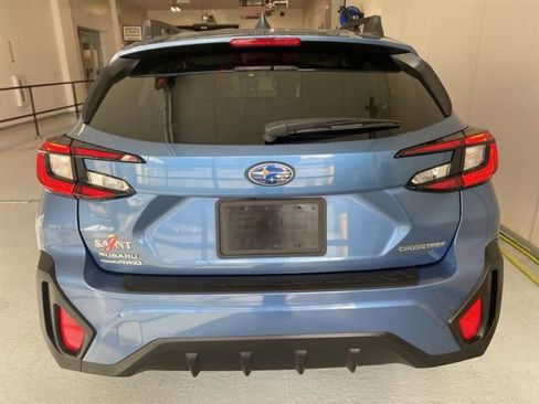 Used 2024 Subaru Crosstrek 2.0i Premium image 6