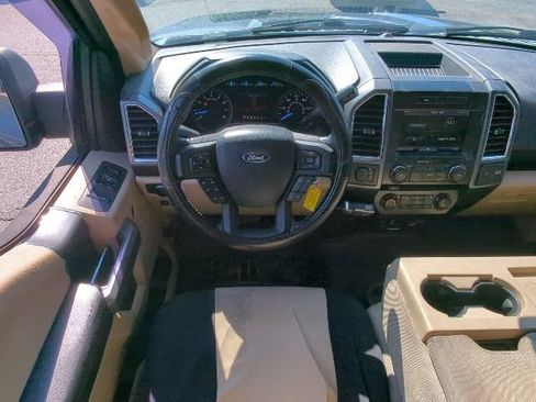 Used 2015 Ford F150 XLT w/ Equipment Group 302A Luxury AWD/4WD image 13