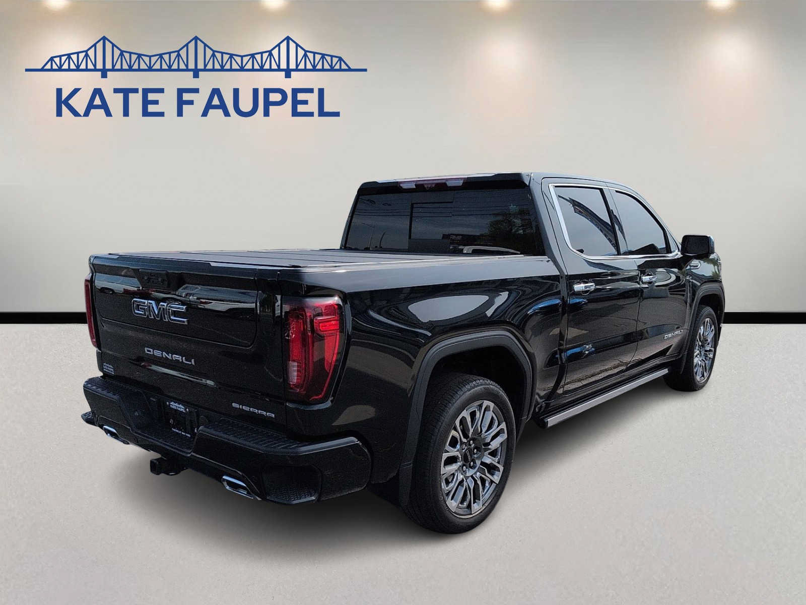 Used 2024 GMC Sierra 1500 Denali Ultimate AWD/4WD image 7