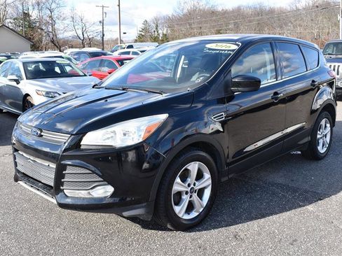 Used 2016 Ford Escape SE image 4