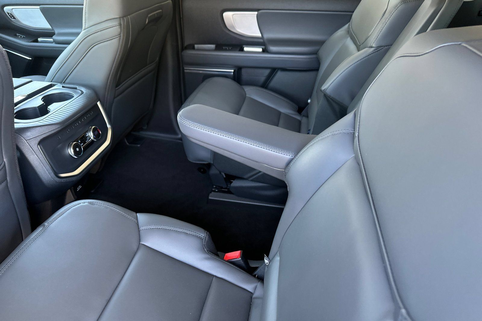 New 2026 Ford Expedition Max Active RWD image 12