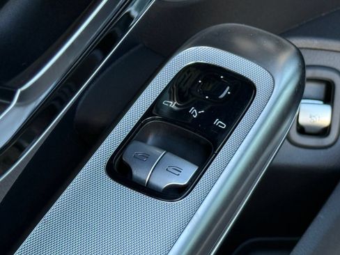 Used 2025 Mercedes-Benz CLE 300 4MATIC Coupe image 24