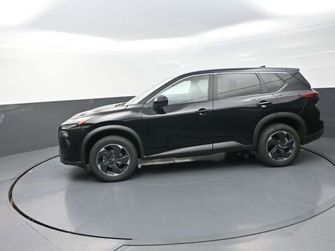 Used 2024 Nissan Rogue SV AWD/4WD image 40
