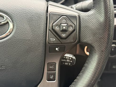 Used 2020 Toyota Tacoma TRD Pro AWD/4WD image 12