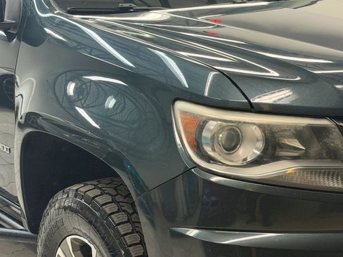 Used 2017 Chevrolet Colorado Z71 image 6