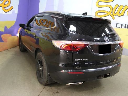Used 2023 Buick Enclave Essence w/ Sport Touring Edition AWD/4WD image 6